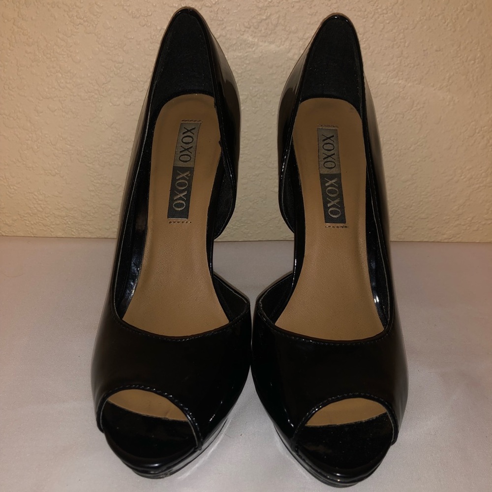 Black open-toed heels